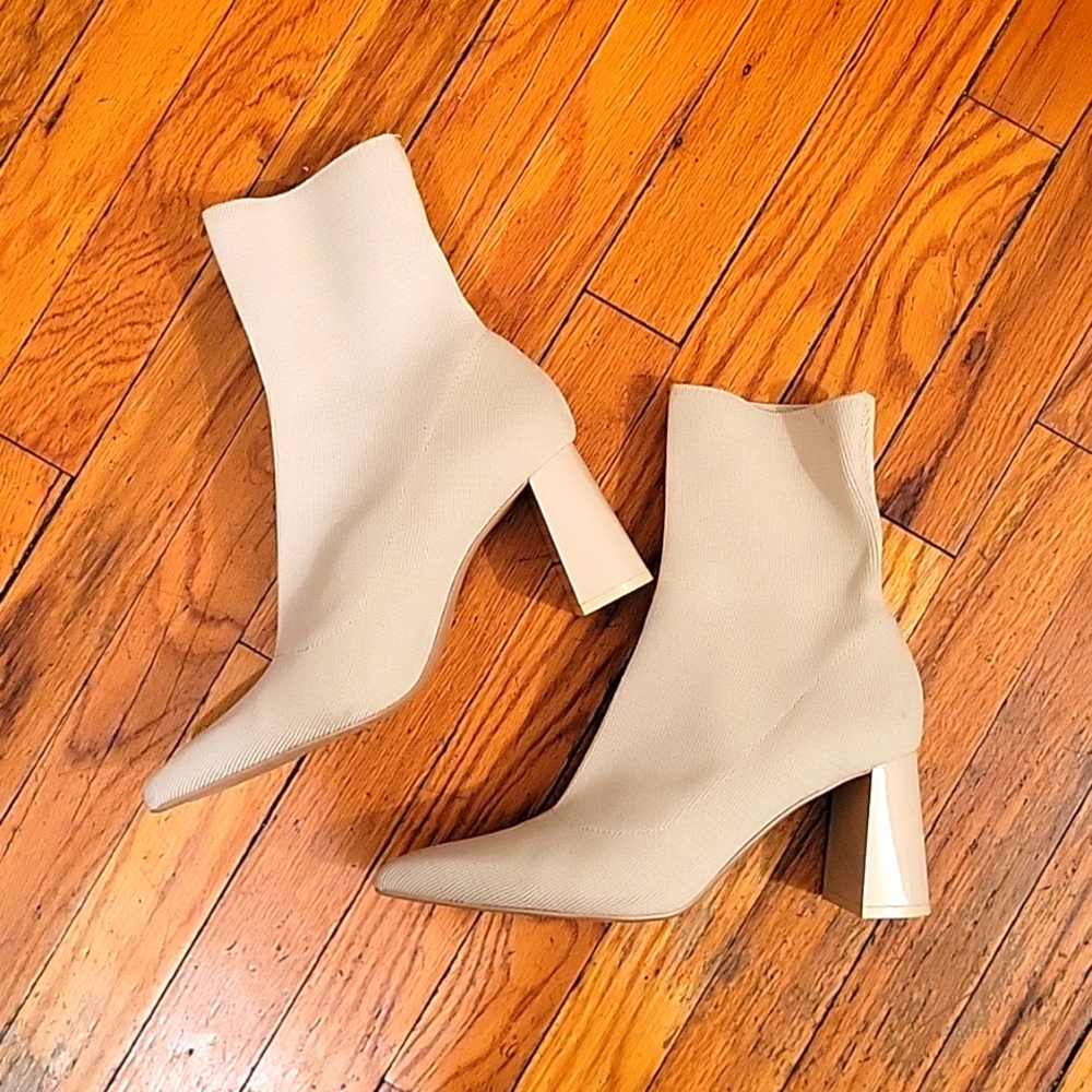 Zara Sock Bootie EUC Size 39 or 8.5 US size